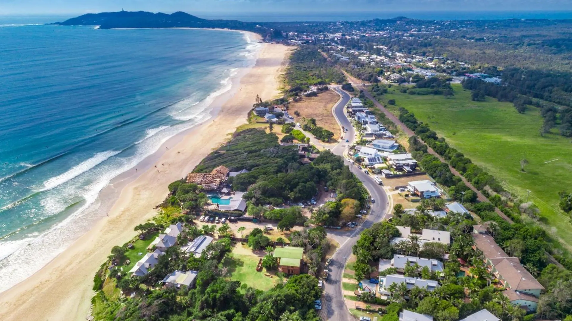 Holiday home 3 Salty Sisters Villa Byron Bay Australia