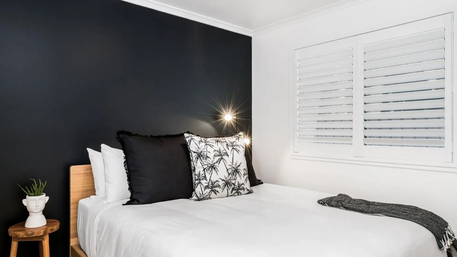 3 Salty Sisters Villa Byron Bay
